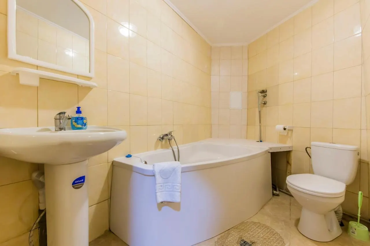 Apartment Комфортные Апартаменты В Самом Центре Киева Возле М.Золотые Ворота